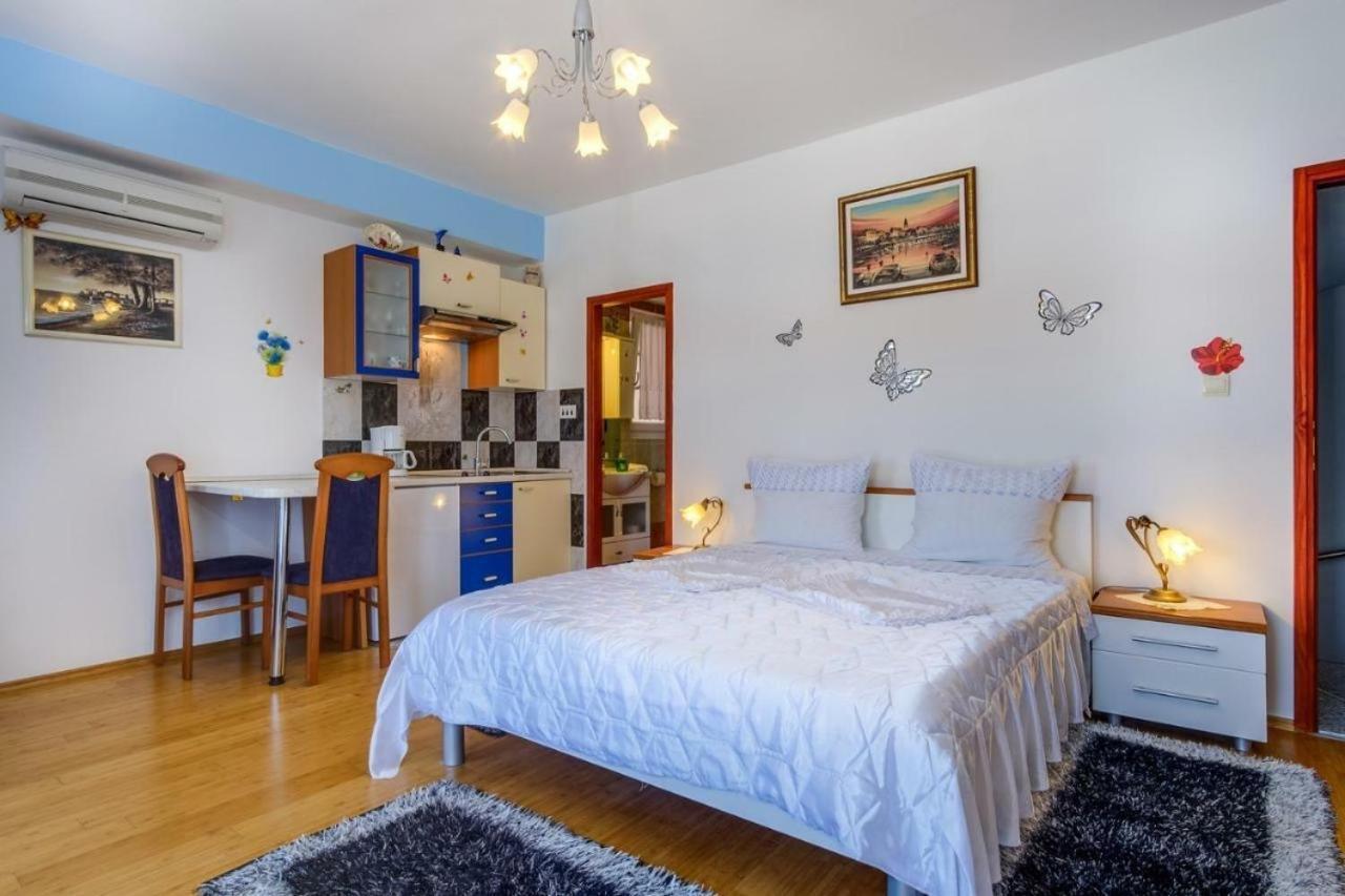 Aquamare Hotel Mali Lošinj Екстериор снимка